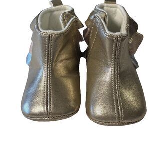 Rising Star Baby Gold Ruffled Boots Round Toe Slip On 3-6 Months